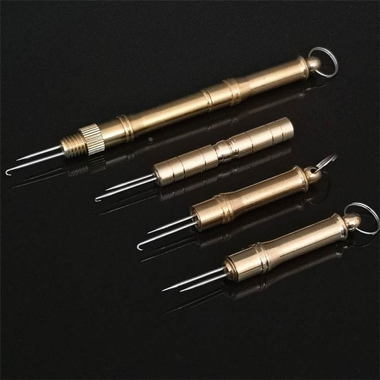 Unpackaged, dual-use coupling (crush + hooker)
